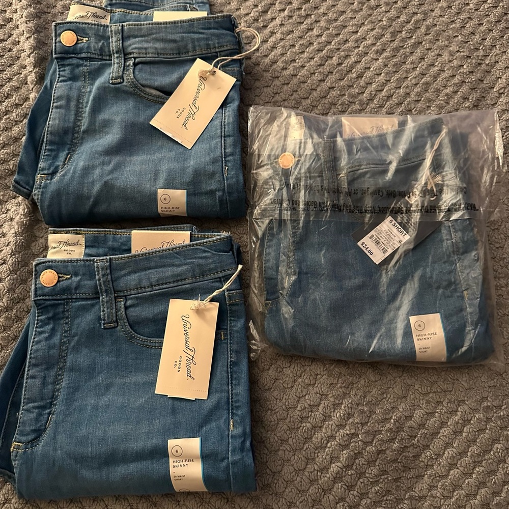 Universal Thread Light Blue High-Rise Skinny Jeans